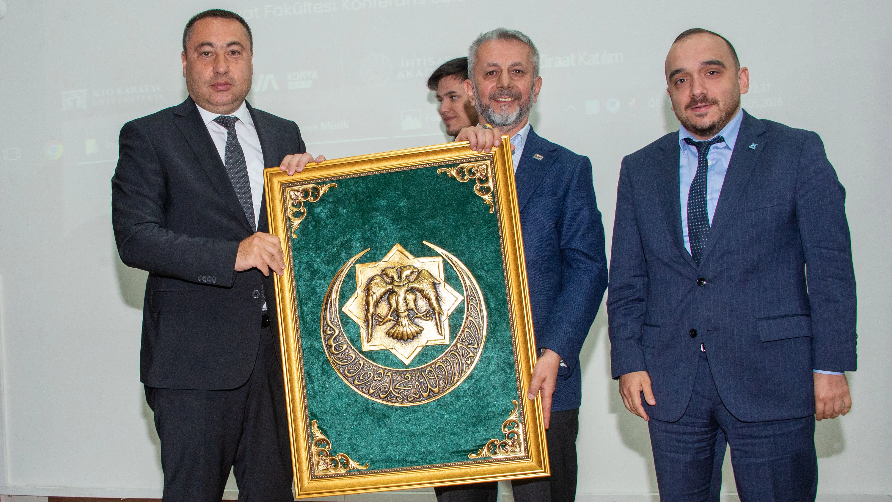 Selçuk Üniversitesinde dijital çağ ve medeniyet perspektifi konuşuldu